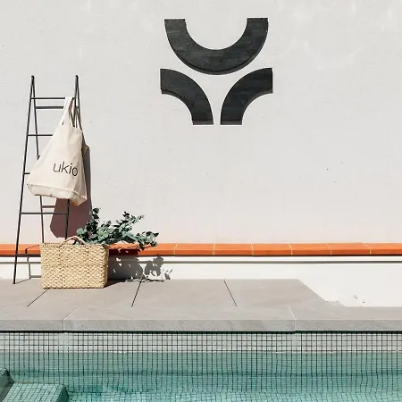 Merzouga - 1 Bedroom, A Pool And Terrace In Gracia Barcelone